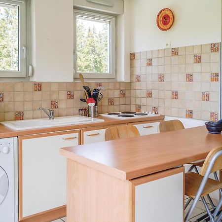 Cozy Apartment In Premanon With Kitchenette Extérieur photo